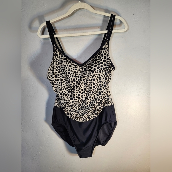 Miraclesuit Other - Miraclesuit Black and Tan Tummy Control One Piece Sz 12